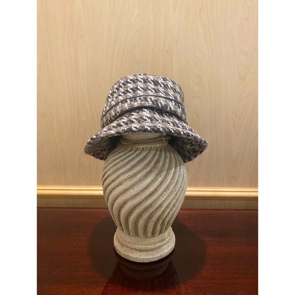 Vintage Coach Kangol Style houndstooth Bucket Hat P/Sm. Excellent condition - Picture 5 of 7